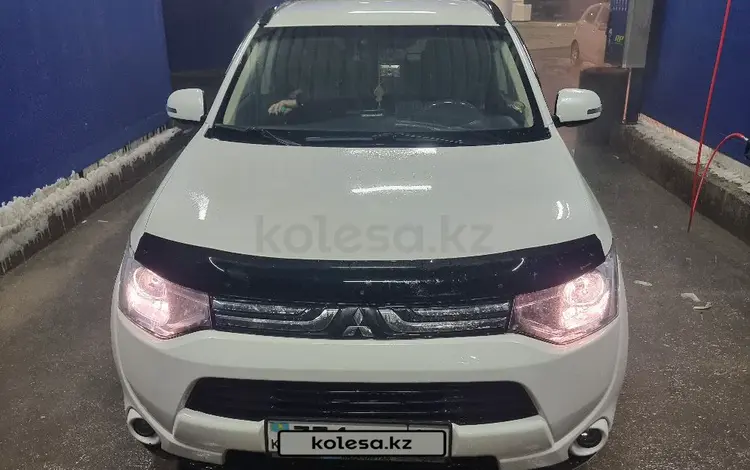 Mitsubishi Outlander 2012 годаүшін7 200 000 тг. в Алматы