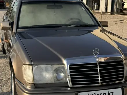 Mercedes-Benz E 230 1991 года за 1 500 000 тг. в Туркестан – фото 2