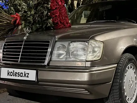 Mercedes-Benz E 230 1991 года за 1 500 000 тг. в Туркестан – фото 4