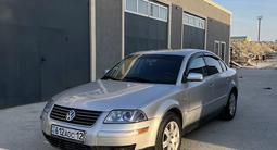 Volkswagen Passat 2002 годаүшін2 300 000 тг. в Актау