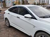 Hyundai Solaris 2011 года за 4 000 000 тг. в Астана – фото 2