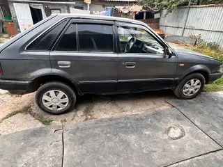 Mazda 323