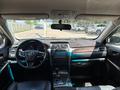 Toyota Camry 2015 года за 9 500 000 тг. в Алматы – фото 22