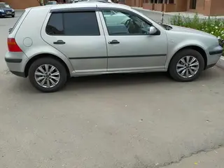 Volkswagen Golf, 1998