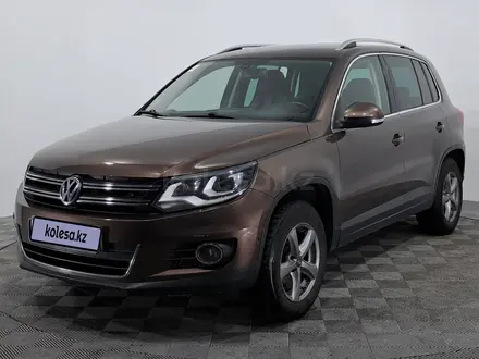 Volkswagen Tiguan 2012 года за 5 590 000 тг. в Астана