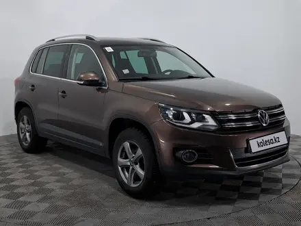 Volkswagen Tiguan 2012 года за 5 590 000 тг. в Астана – фото 3