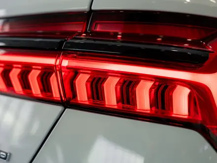 Audi A6 45 TFSI Quattro 2024 года за 39 140 000 тг. в Алматы – фото 22