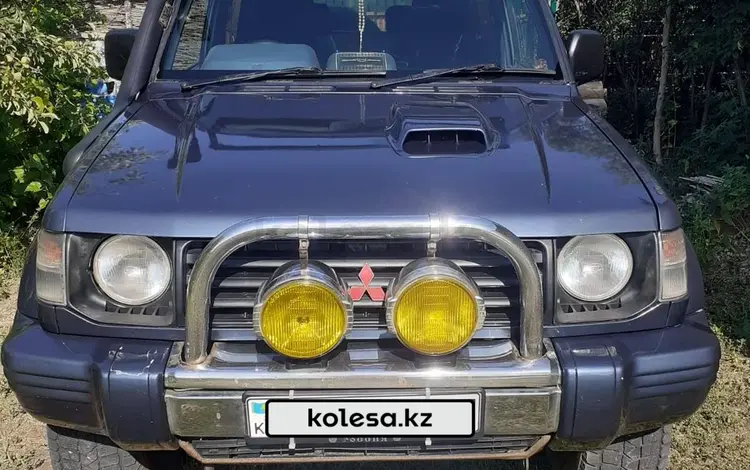 Mitsubishi Pajero 1994 годаүшін2 800 000 тг. в Уральск