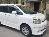 Toyota Voxy 2008 года за 4 500 000 тг. в Атырау – фото 5