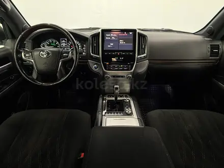 Toyota Land Cruiser Luxe 2017 года за 29 000 000 тг. в Астана – фото 8