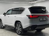 Lexus LX 600 Luxury 7S 2022 года за 67 000 000 тг. в Алматы – фото 4
