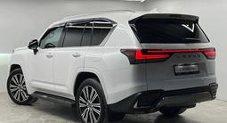 Lexus LX 600 Luxury 7S 2022 года за 67 000 000 тг. в Алматы – фото 4
