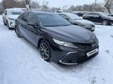 Toyota Camry 2021 годаfor17 500 000 тг. в Экибастуз – фото 4