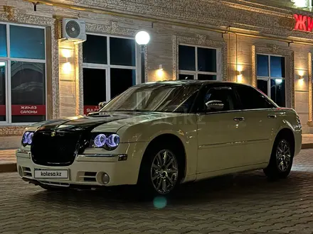 Chrysler 300C 2006 года за 4 500 000 тг. в Актау – фото 5