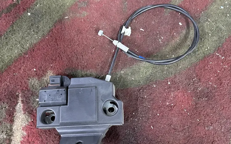 Замок багажника на лексус-IS250 за 20 000 тг. в Алматы