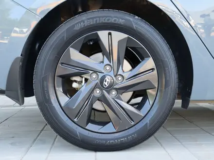 Hyundai Elantra 2021 года за 7 690 000 тг. в Костанай – фото 13
