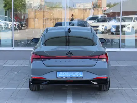 Hyundai Elantra 2021 года за 7 690 000 тг. в Костанай – фото 12