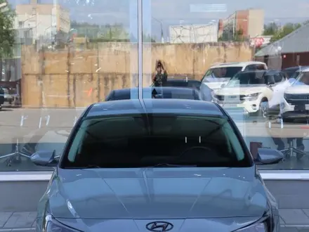 Hyundai Elantra 2021 года за 7 690 000 тг. в Костанай – фото 11
