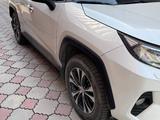 Toyota RAV4 2020 годаүшін16 500 000 тг. в Алматы – фото 3