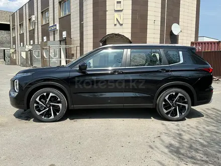 Mitsubishi Outlander 2023 года за 16 500 000 тг. в Караганда