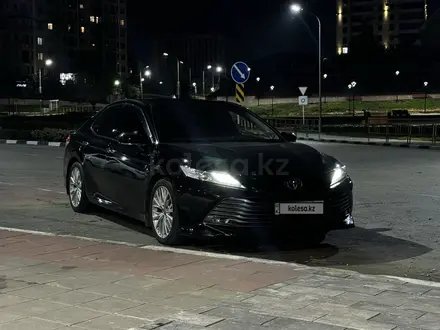 Toyota Camry 2018 года за 11 500 000 тг. в Костанай – фото 19