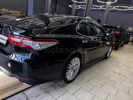 Toyota Camry 2018 года за 11 500 000 тг. в Костанай – фото 5