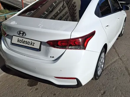 Hyundai Accent 2019 года за 6 600 000 тг. в Алматы – фото 2