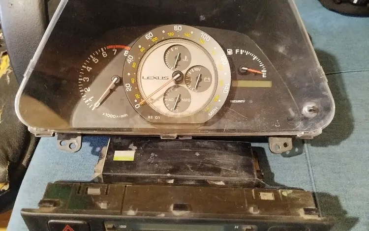 Щиток приборов lexus is300 за 550 тг. в Алматы