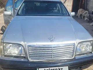 Mercedes-Benz S 280