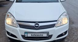 Opel Astra 2012 года за 3 499 999 тг. в Астана