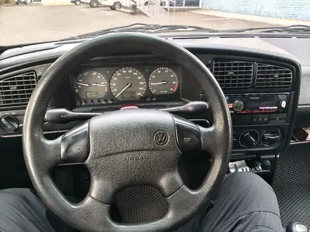 Volkswagen Passat 1995 года за 1 700 000 тг. в Караганда – фото 9