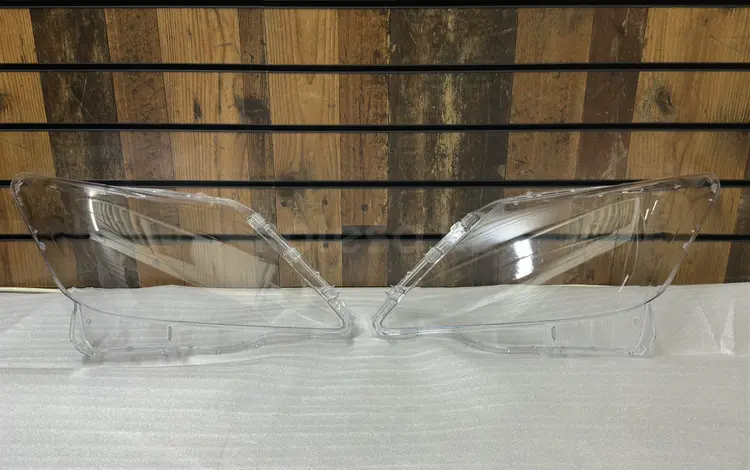 Стекло фары Camry 50 за 15 000 тг. в Алматы