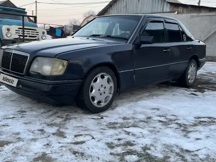 Mercedes-Benz E 280 1995 года за 2 500 000 тг. в Алматы