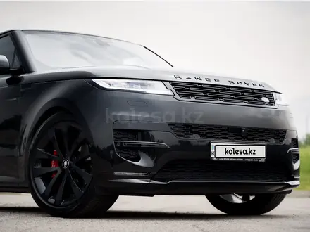 Land Rover Range Rover Sport 2023 года за 79 500 000 тг. в Алматы – фото 6