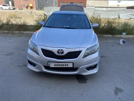 Toyota Camry 2010 года за 6 800 000 тг. в Атырау – фото 4