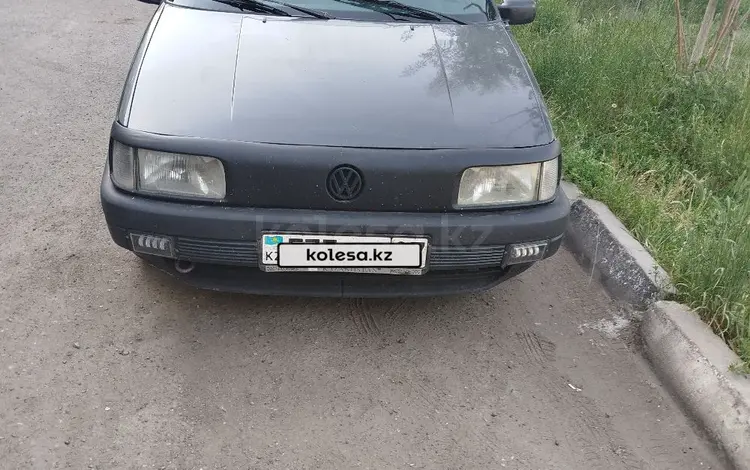 Volkswagen Passat 1993 года за 1 100 000 тг. в Уральск