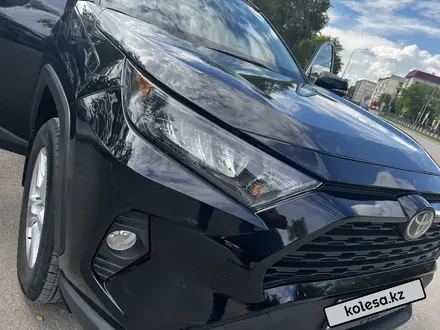 Toyota RAV4 2020 года за 15 600 000 тг. в Костанай – фото 11