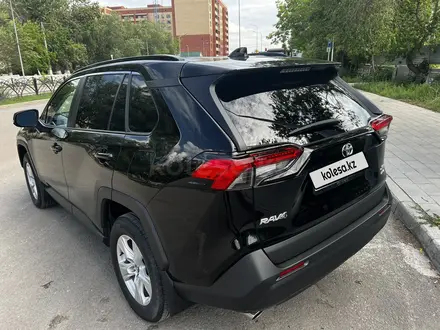 Toyota RAV4 2020 года за 15 600 000 тг. в Костанай – фото 22