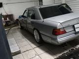 Mercedes-Benz E 300 1990 годаfor2 700 000 тг. в Караганда – фото 2