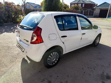 Renault Sandero 2014 года за 3 800 000 тг. в Актобе – фото 5