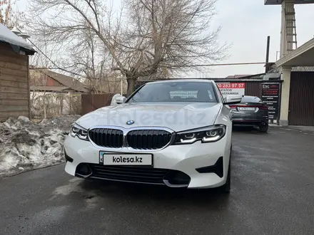 BMW 330 2021 года за 21 500 000 тг. в Алматы – фото 2