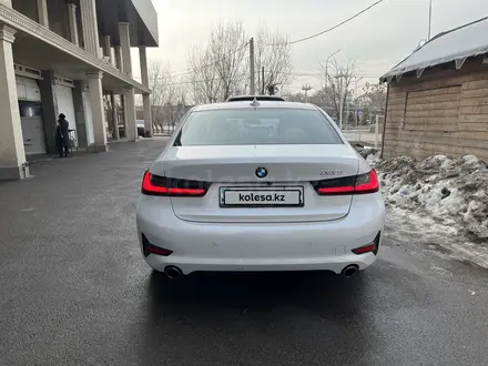 BMW 330 2021 года за 21 500 000 тг. в Алматы – фото 5