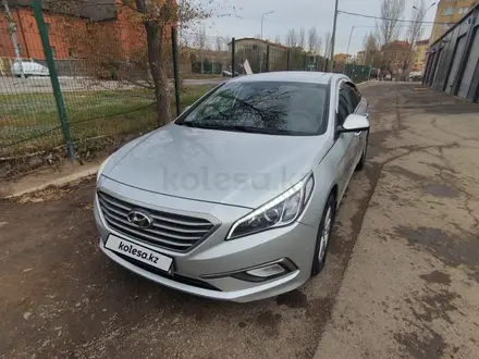 Hyundai Sonata 2015 года за 4 300 000 тг. в Астана – фото 2