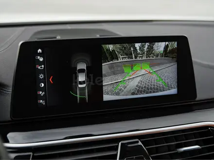 BMW 520 2018 года за 13 800 000 тг. в Алматы – фото 20