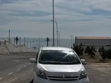 Toyota ISis, 2011