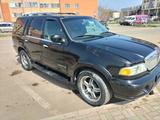 Lincoln Navigator 2000 годаүшін4 000 000 тг. в Астана – фото 2