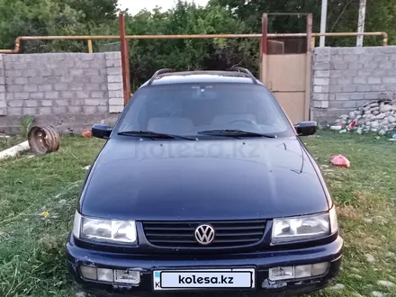 Volkswagen Passat 1995 года за 1 700 000 тг. в Ленгер – фото 5