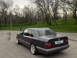 Mercedes-Benz E 500 1993 года за 2 500 000 тг. в Алматы