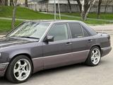 Mercedes-Benz E 500 1993 года за 2 500 000 тг. в Алматы – фото 4