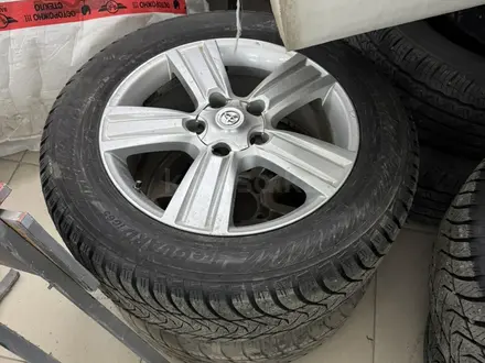 Шины диски за 400 000 тг. в Атырау